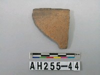 藏品(紅色陶口緣殘件)的圖片